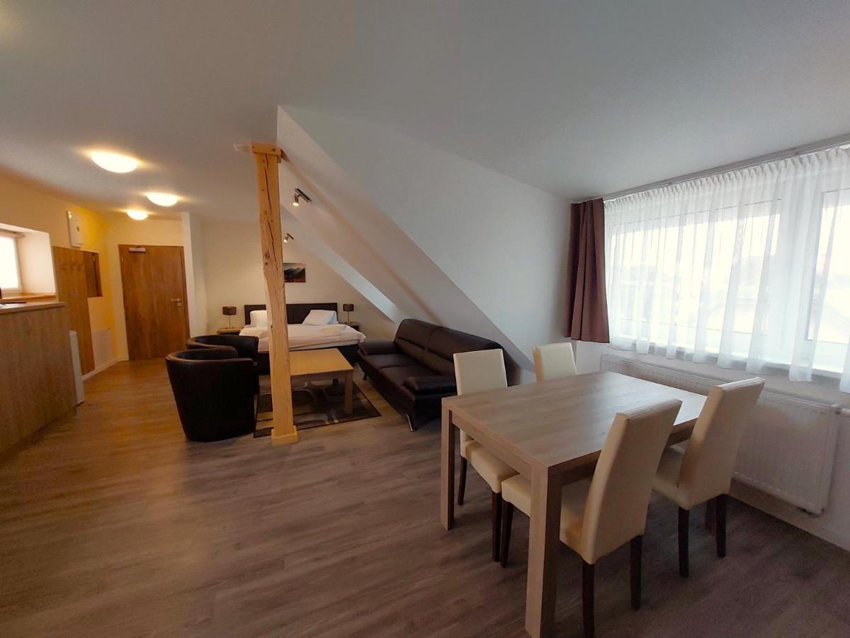 Penzion Ceresnovy Sad & Wellness Vysoké Tatry Exterior photo