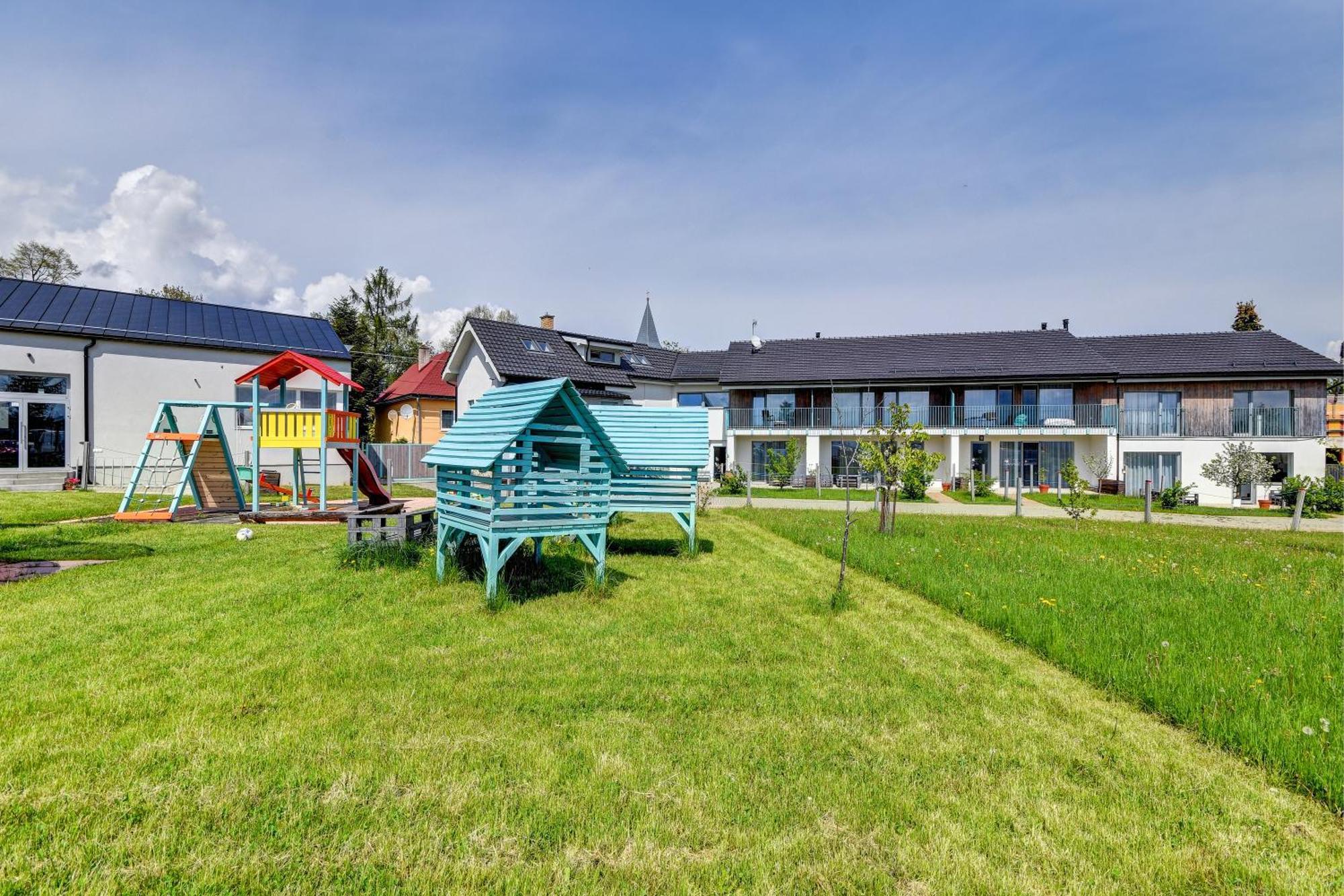 Penzion Ceresnovy Sad & Wellness Vysoké Tatry Exterior photo